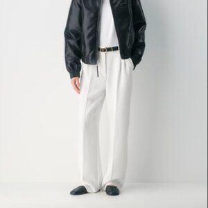 Aritzia Effortless Pants Size US8